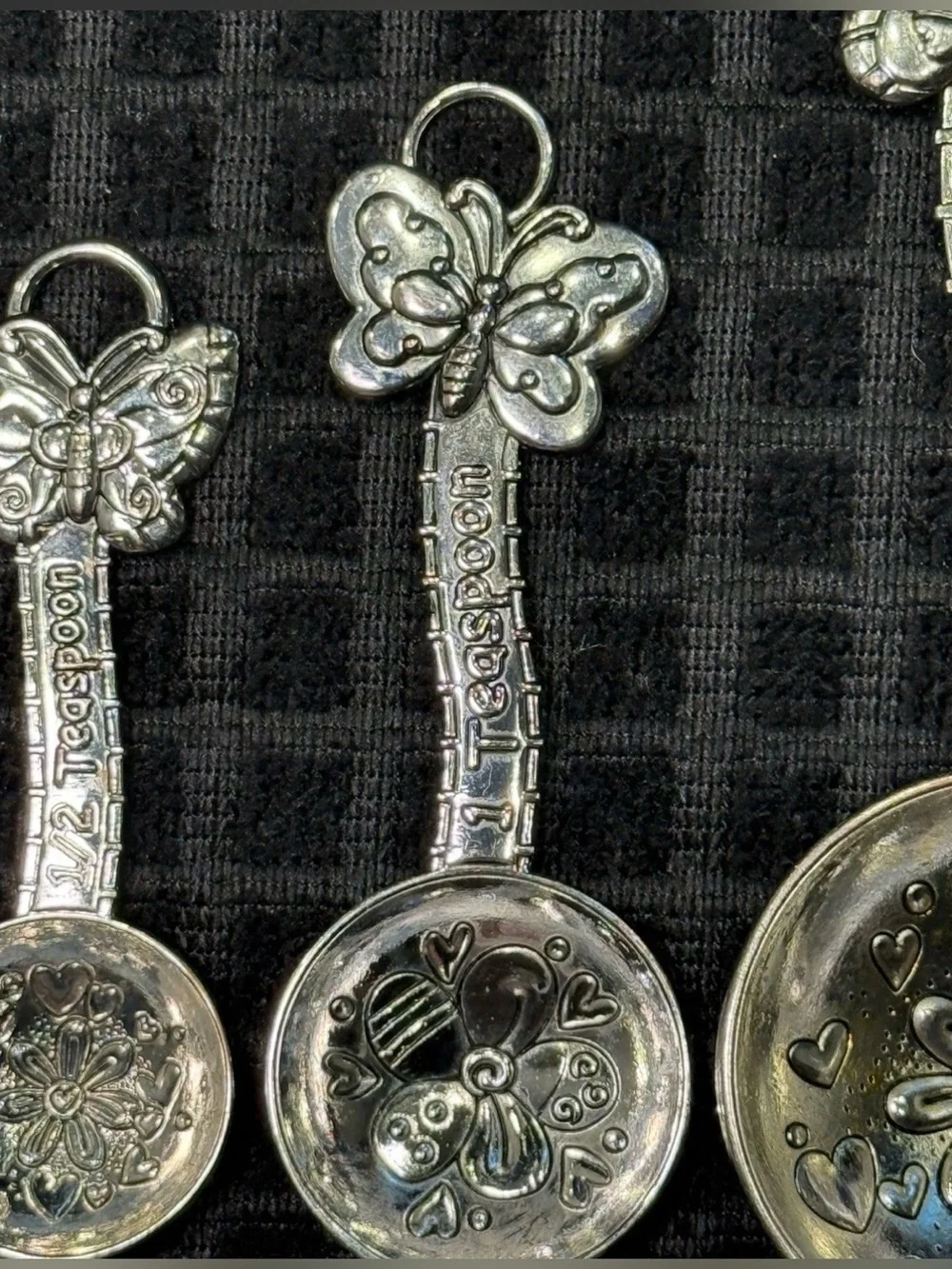 Ganz Embossed Measuring Spoons Butterflies Flowers Set of 4 Excellent Condition
